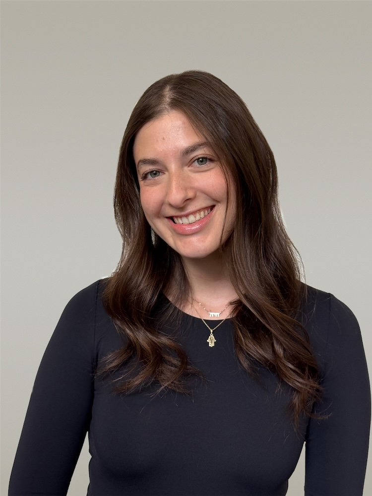 Portrait of Rebecca Weinberg